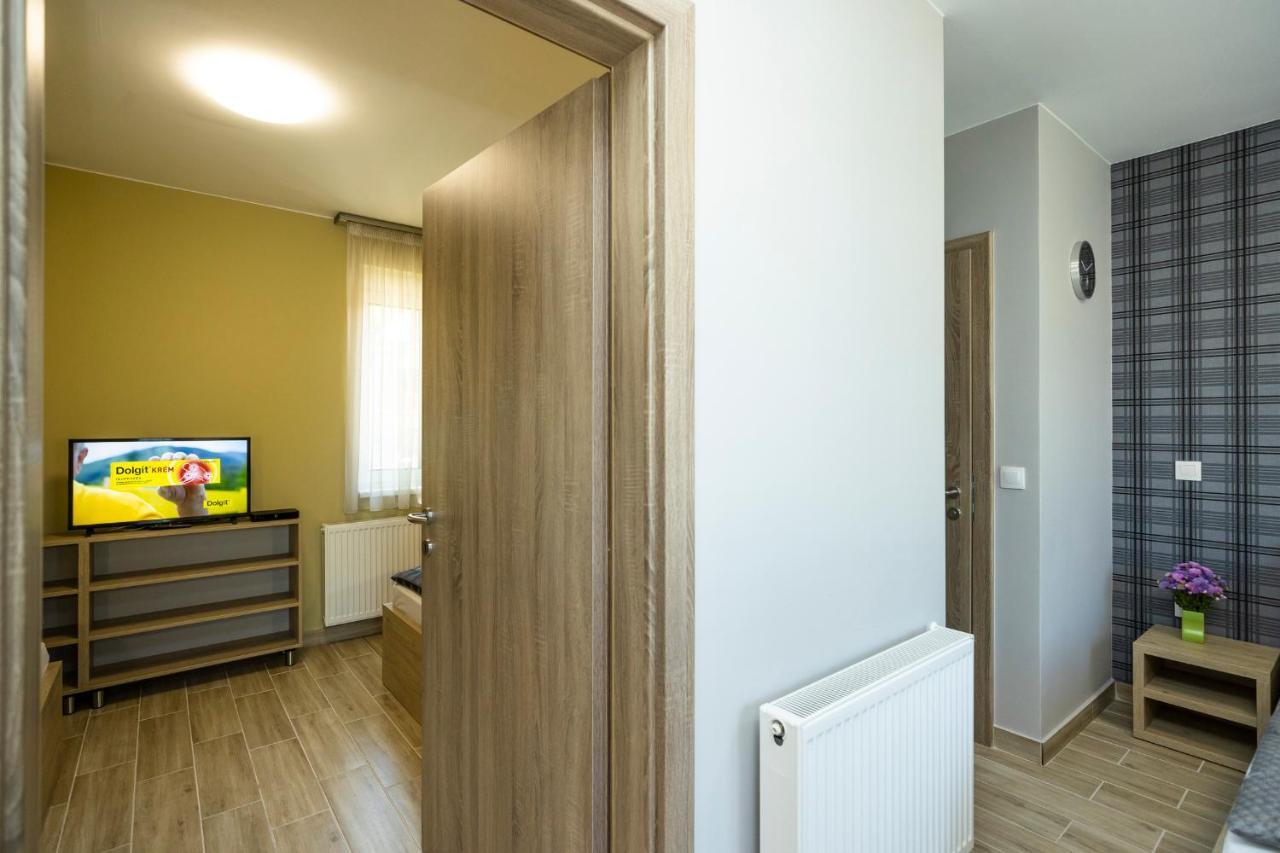 Star Apartman Eger Luaran gambar