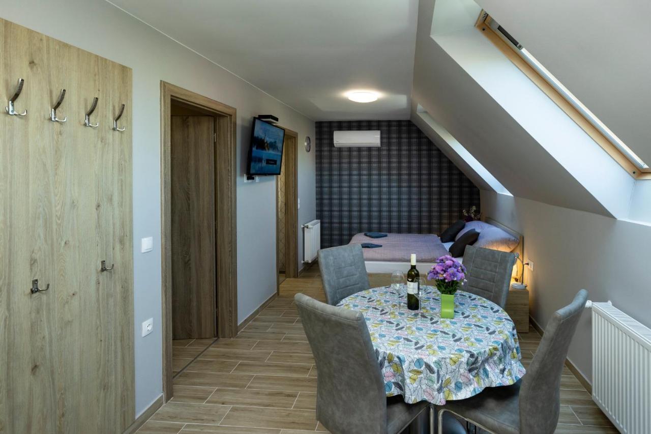 Star Apartman Eger Luaran gambar